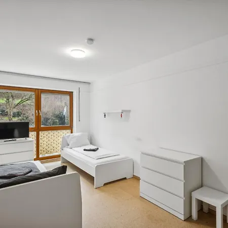 Haus Mit 5 Zimmern Und 11 Betten Apartman *