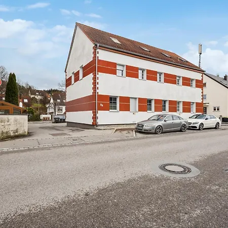 Haus Mit 5 Zimmern Und 11 Betten Apartman