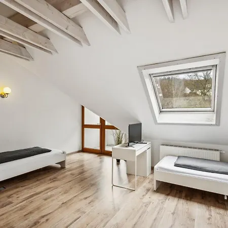 Haus Mit 5 Zimmern Und 11 Betten 公寓 *